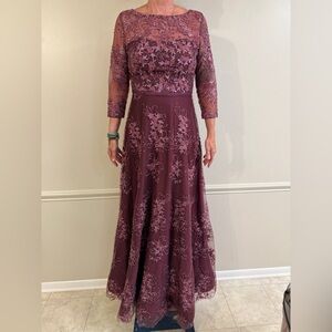 NWOT Cameron Blake Plum Formal Dress